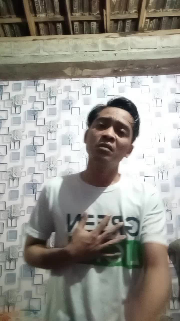 nama mat sahri  berasal dari Madura kab Bangkalan pekerjaan swasta umur 27 thn 