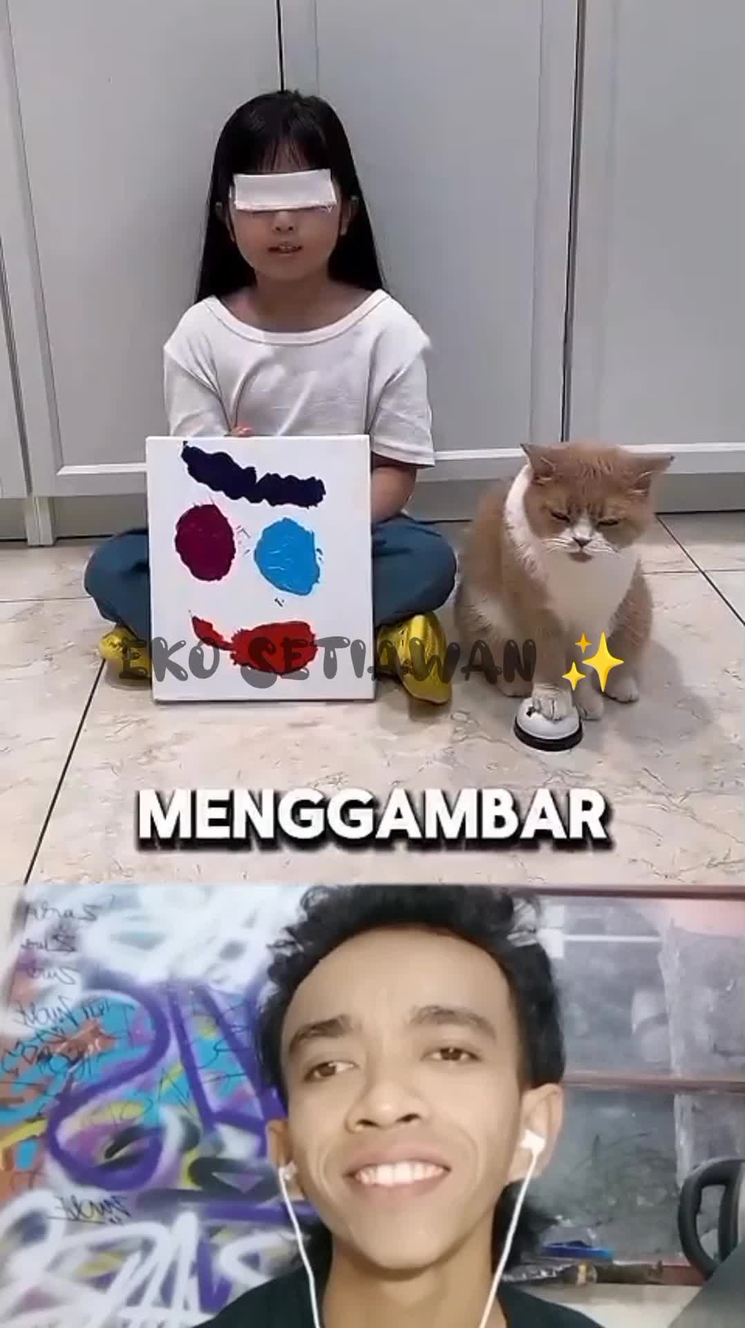 kucing ini sangat baik hati ia selalu menemani majikannya yang tidak bisa melihat ?????