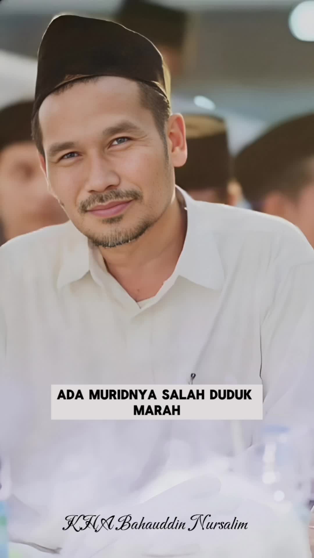 Gus Baha suka guyon