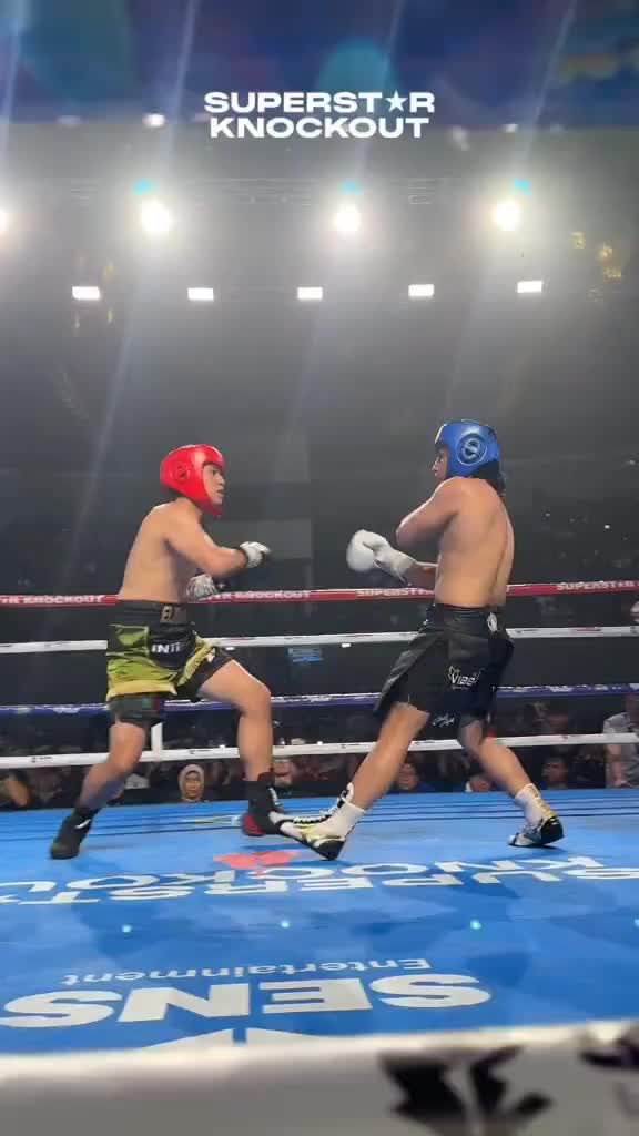 Rematch Boxing - El Rumi Vs Jefri Nikol 
Kemenangan Telak El Rumi  #HOTrctiplus  #RCTIPlus  #RCTIoke  #rcti  #rctiofficial #boxing