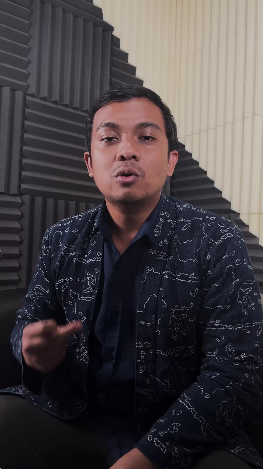 IDOL_XIII RAFIE SATYA 26 Tahun BEKASI LIVIN’ ON PRAYER