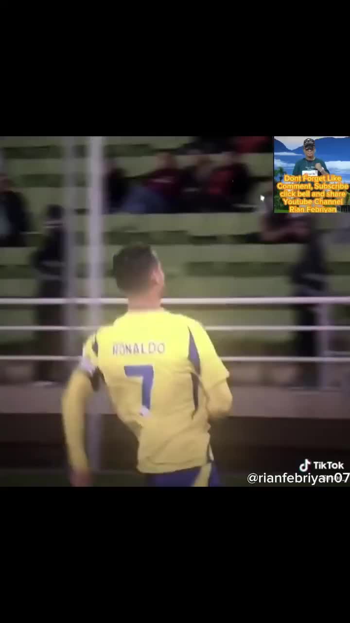 CR7 GOAL OR NO? #cr #cr7