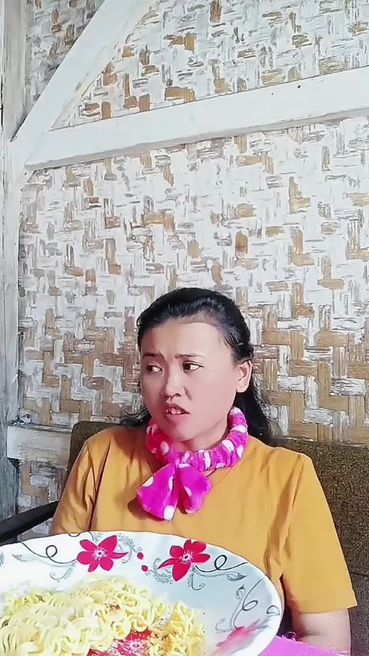 coba dah tanyain emak emak benar apa kaga  #short  #HOTrctiplus  #RCTIPlus  #komedi  #fyp 