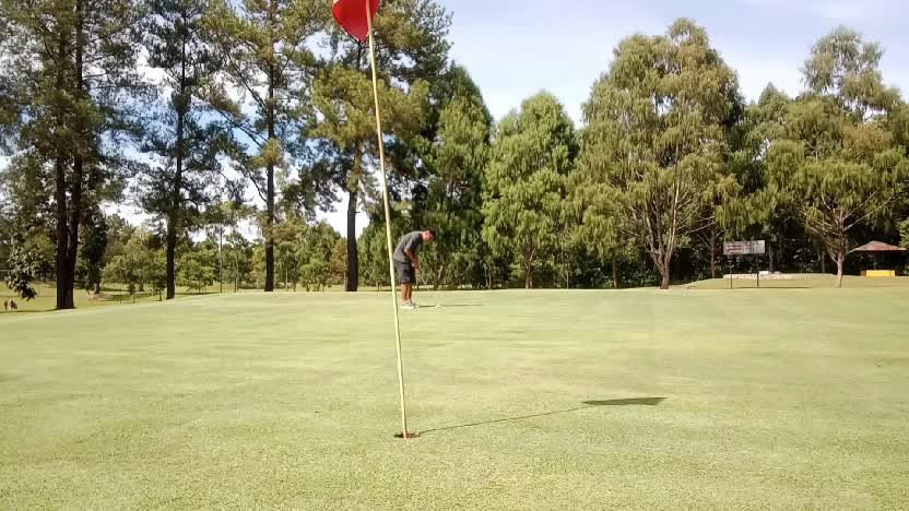 Long put di Sorowako Golf Club