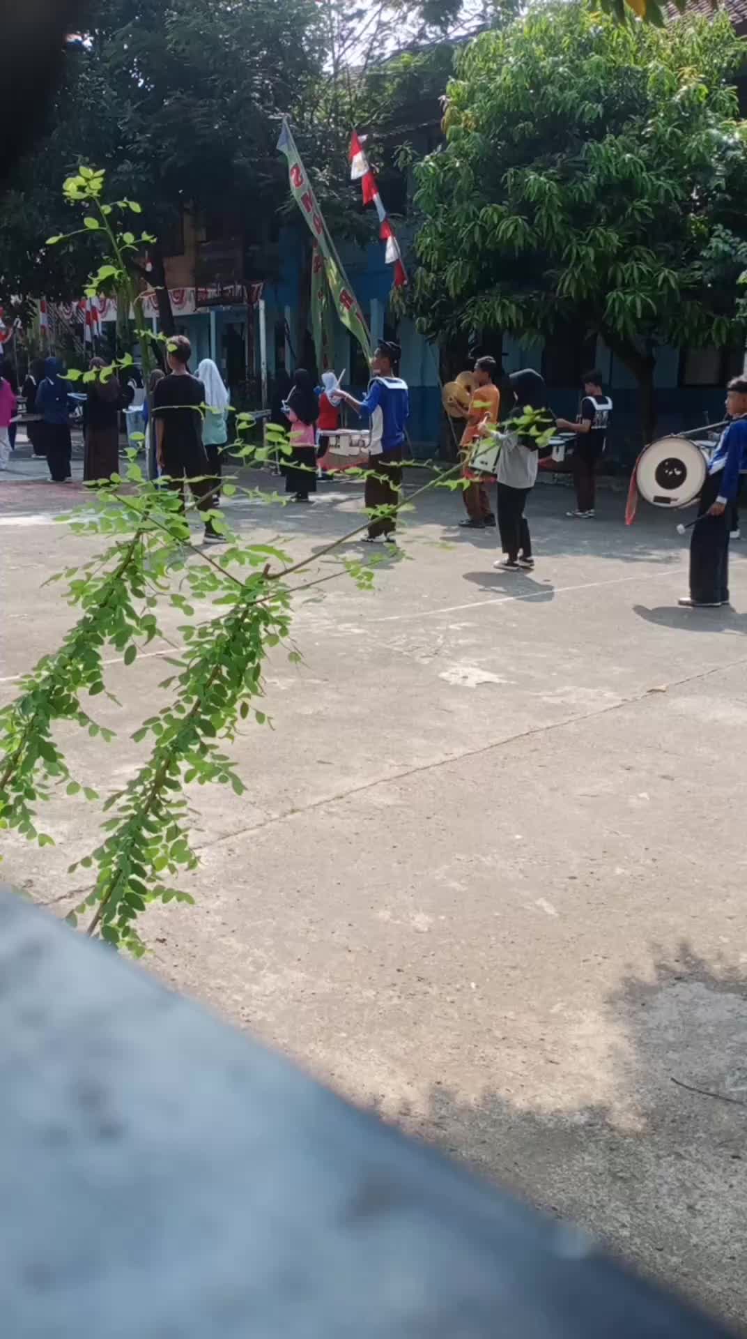  #latihandramband
latihan dramband utk persiapan 17agustusan 
#masukberanda 
#fypシ゚viral 