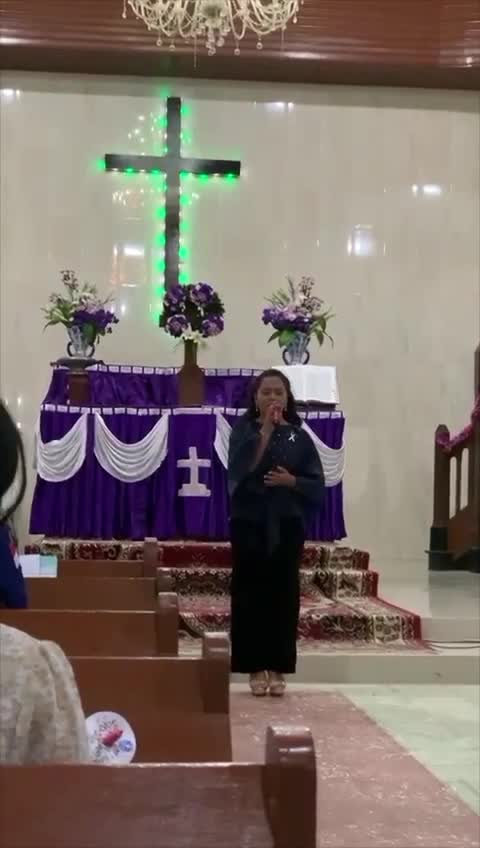 IDOL_XIII_PITA LIANA NAINGGOLAN_18 THN_WORTHY IS THE LAMB-MICHAEL W SMITH