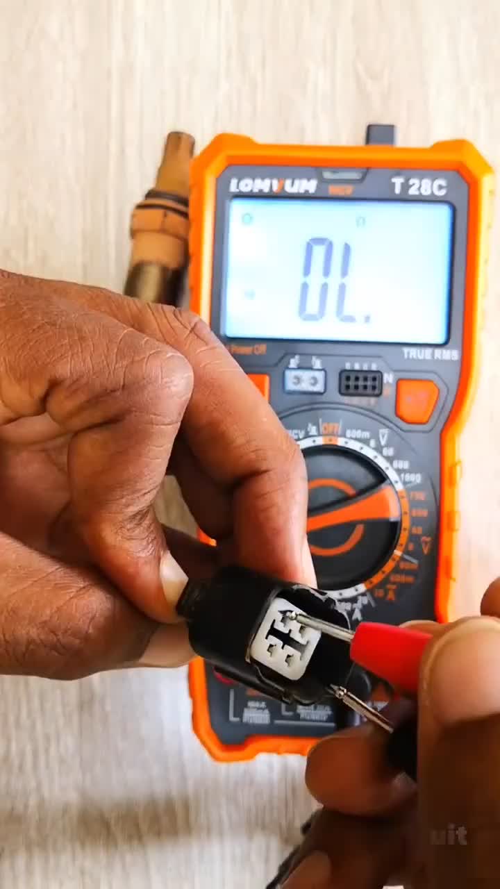 tes tegangan sensor suhu kendaraan

#listrik #service#mesin