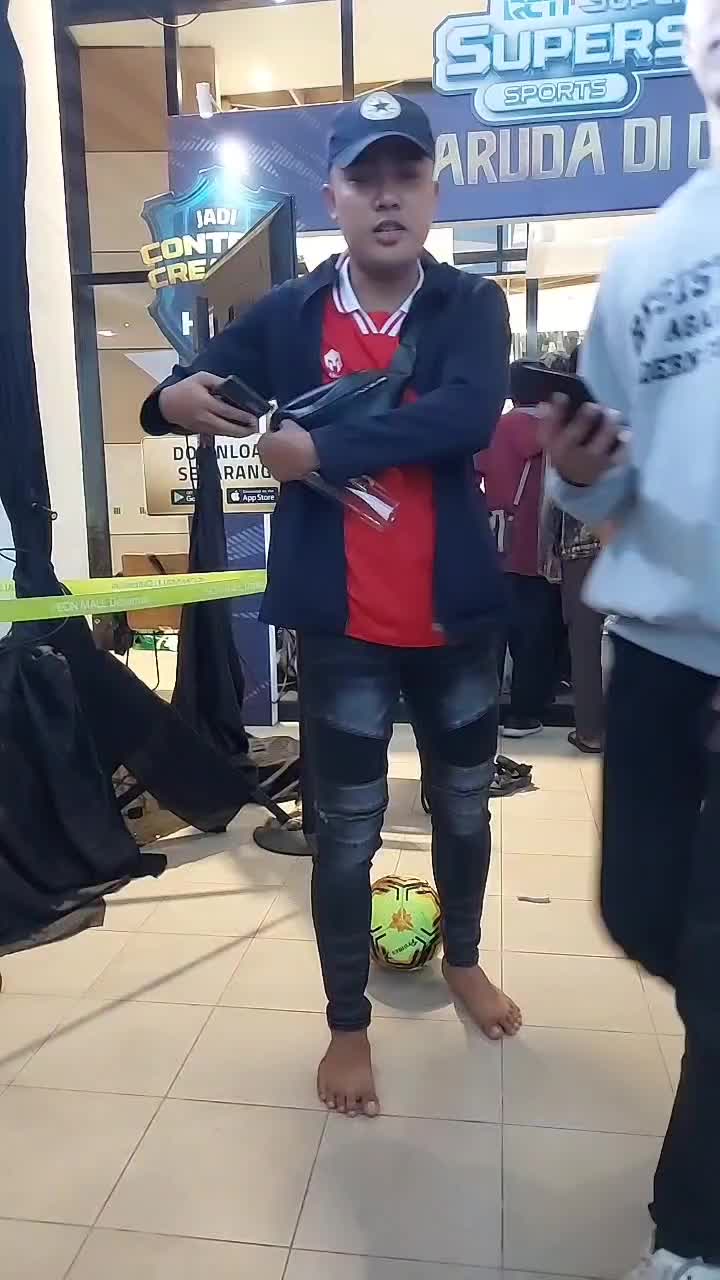 nobar di aeon deltamas .