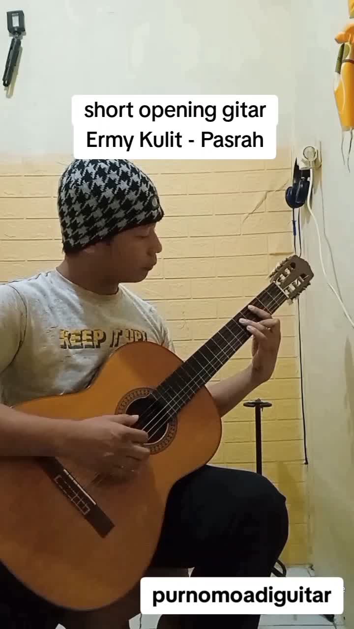 short opening gitar Ermy Kulit - Pasrah, fingerstyle cover by purnomo adi
#Pasrah #ErmyKulit #purnomoadiguitar #gitarakustik #gitarklasik #b