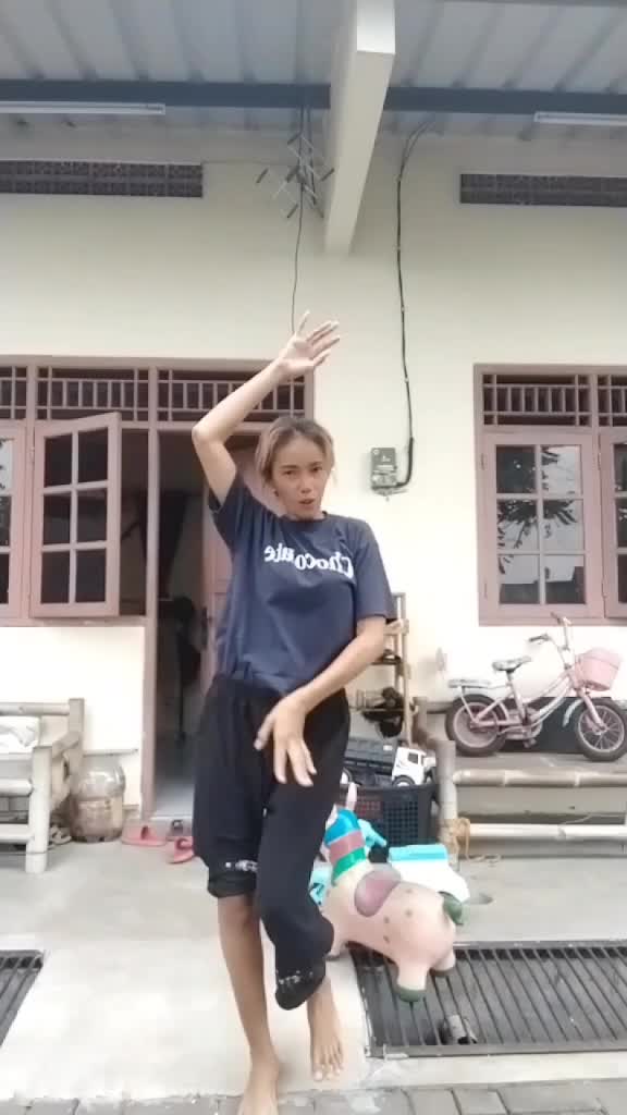 abaikan pemandangan di belakang