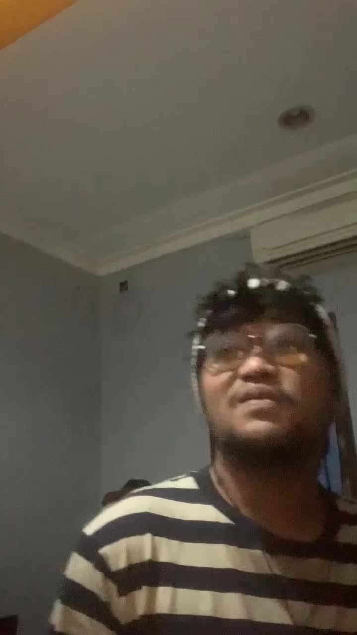 IDOL_XIV RIZA 24 JAKARTA FLY ME TO THE MOON