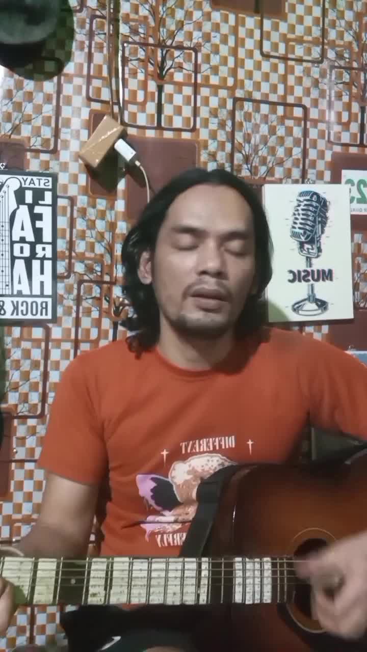 TJL 59 Yang tau judul lagunya silahkan tulis di kolom komentar iya, like dan follow, thank you. #coversongchallenge  #showmeyourvoice  #show