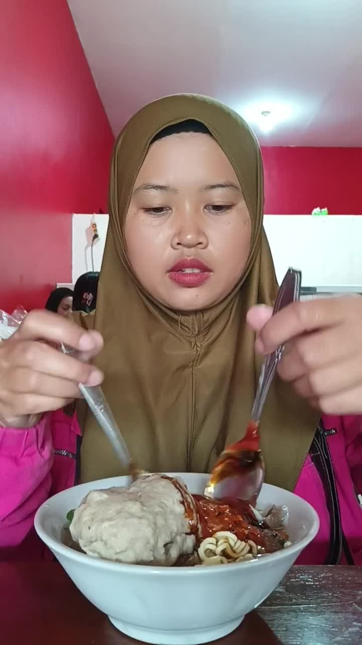 meracik baso dulu
 #short  #hotplus 