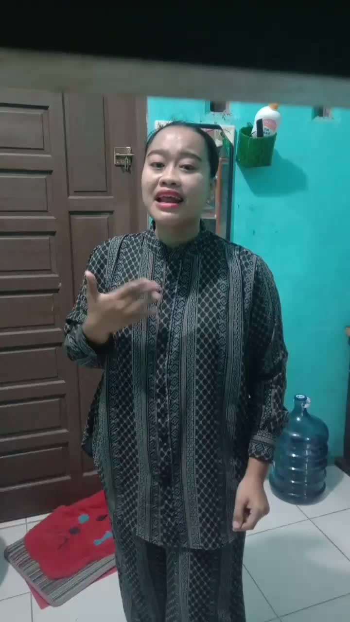KDI 2025 MELY MEDAN 25Tahun
Lagu yang berjudul MASIH ADAKAH
#OnlineAuditionKDI2025