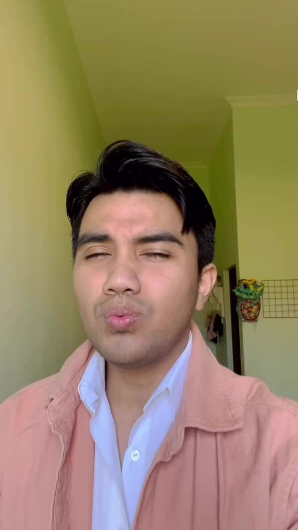 

IDOL_XIII TIMOTHY MARSHALL 25TH JAKARTA STAY & EASY ON ME