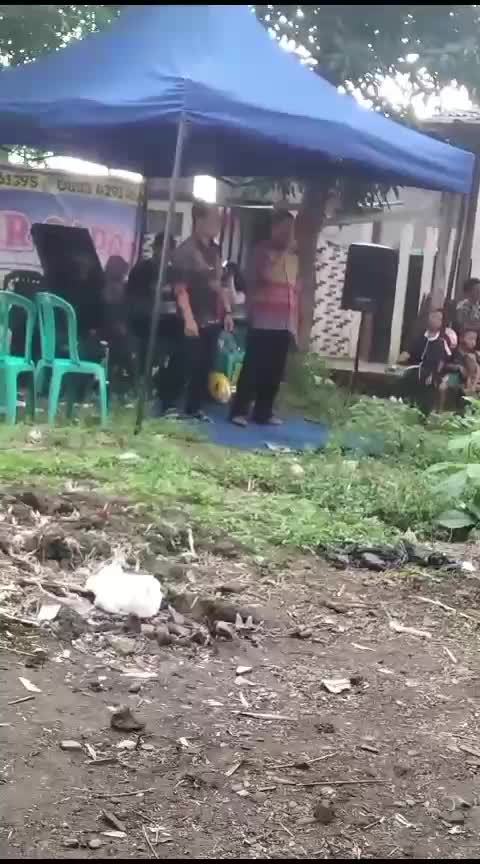 Nama:Rustam Alamat : lambengi Usia:23 Thn judul lagu: ikan dalam kolam no wa:0895415454904 Kabupaten:GOWA Provinsi:Sulawesi Selatan