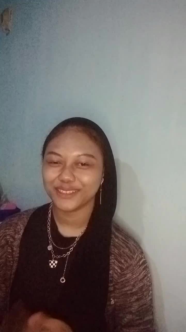 IDOL_XIII ADE NUR HALIMAH 18 TAHUN BOGOR CINTA- VINA PANDUWINATA