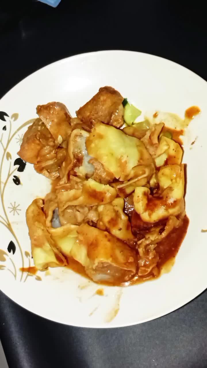 makanan ini bisa membuat hatiku senang berkali-kali lipat
