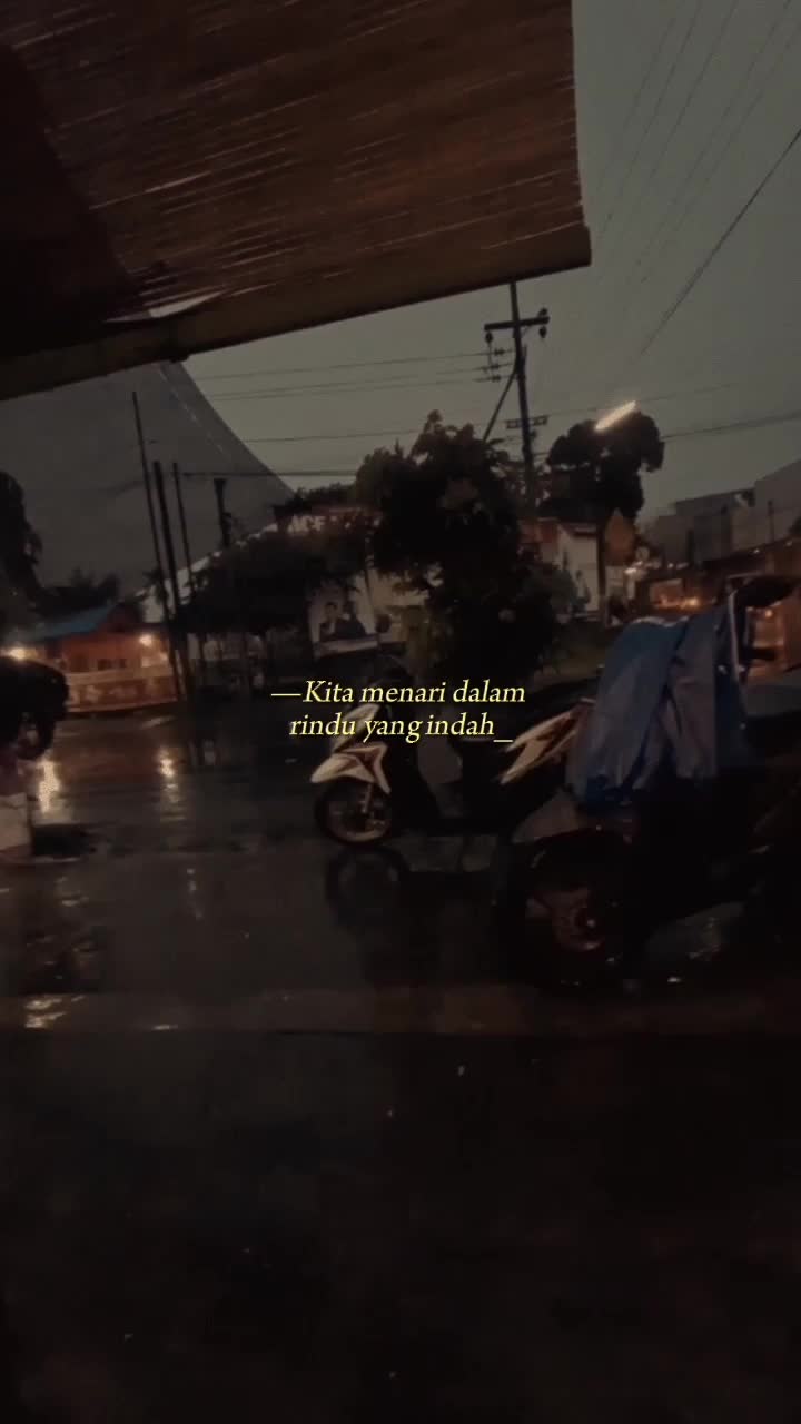 Hujan ini bukanlah sebuah hujan biasa, karena disetiap hujan pasti ada genangan^_