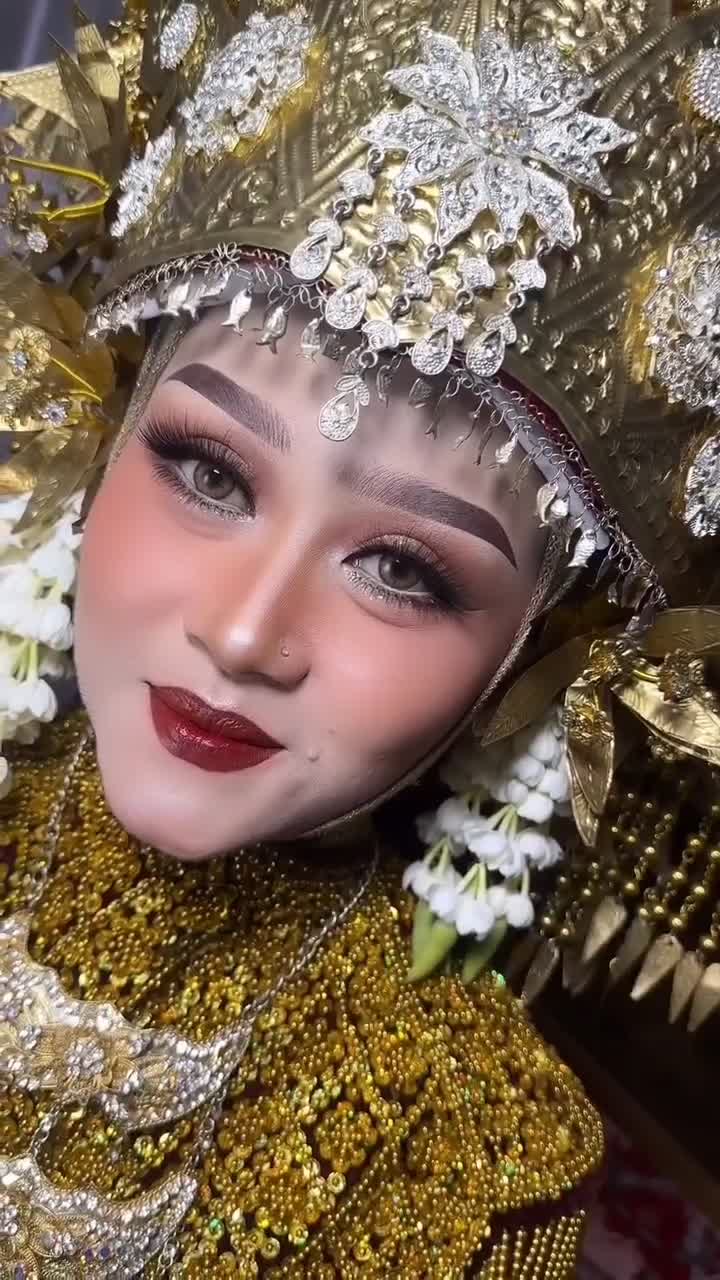 KUA Buka mas, ayo kapan halalin adek ?