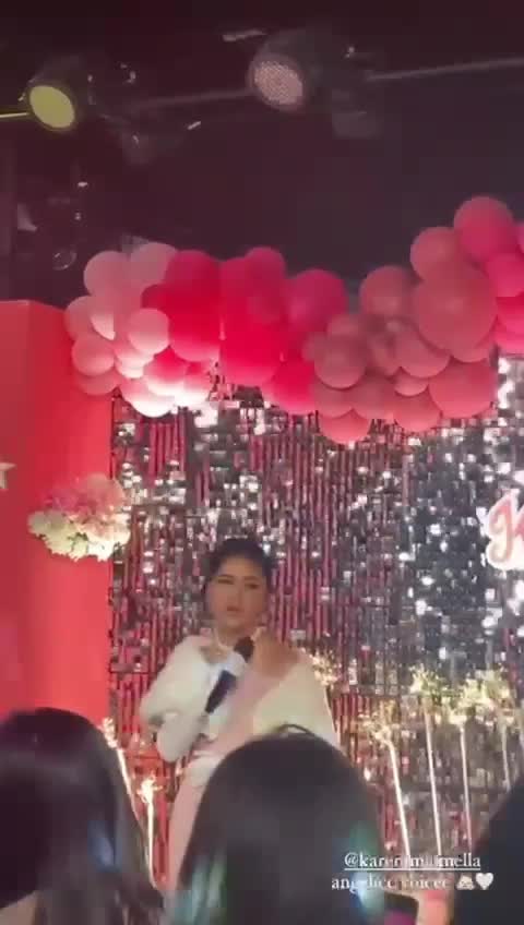 I Will Survive cover by Karen Godam
Karen siswi UPH college Karawaci Tangerang 