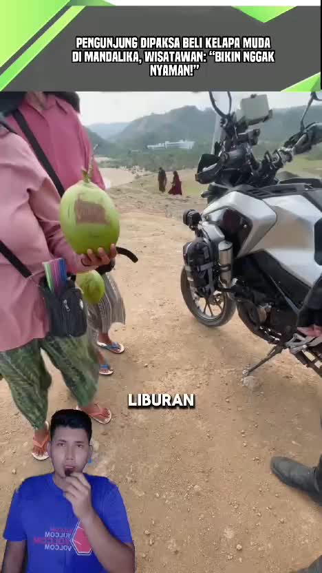 Pengunjung Dipaksa Beli Kelapa Muda di Mandalika, Wisatawan: “Bikin Nggak Nyaman!”. #mandalika  #pedagang  #memaksa  #videoviral 