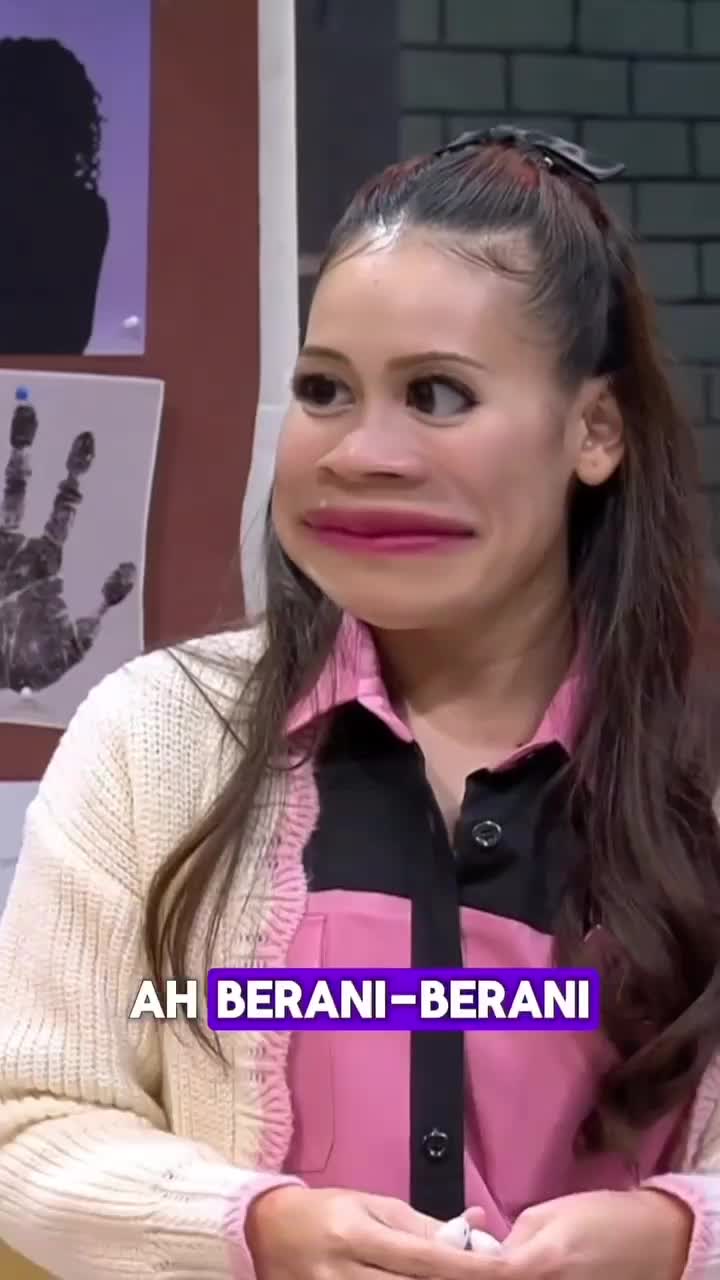 BU AYU KENA TERUS🤣
 #comedy  #layarkomedi 