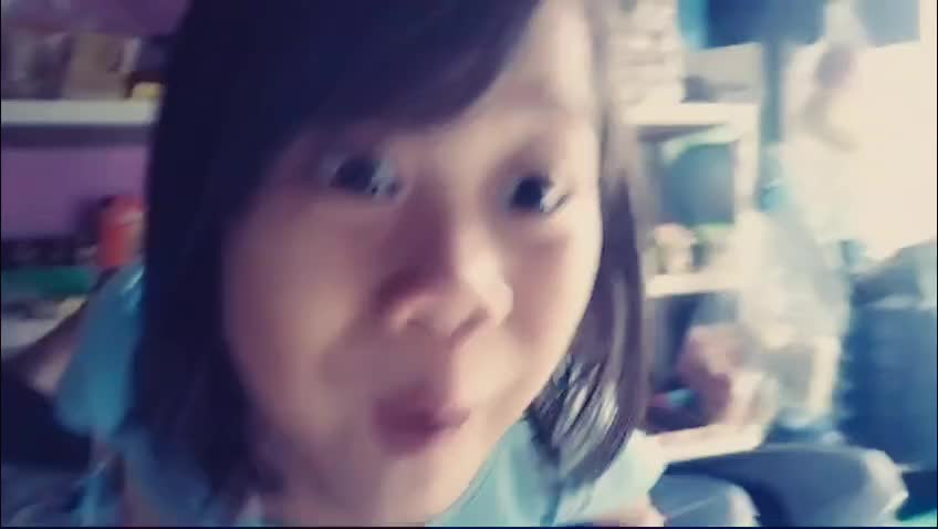 Menghibur Diri Kang Warung Bersama Incess"