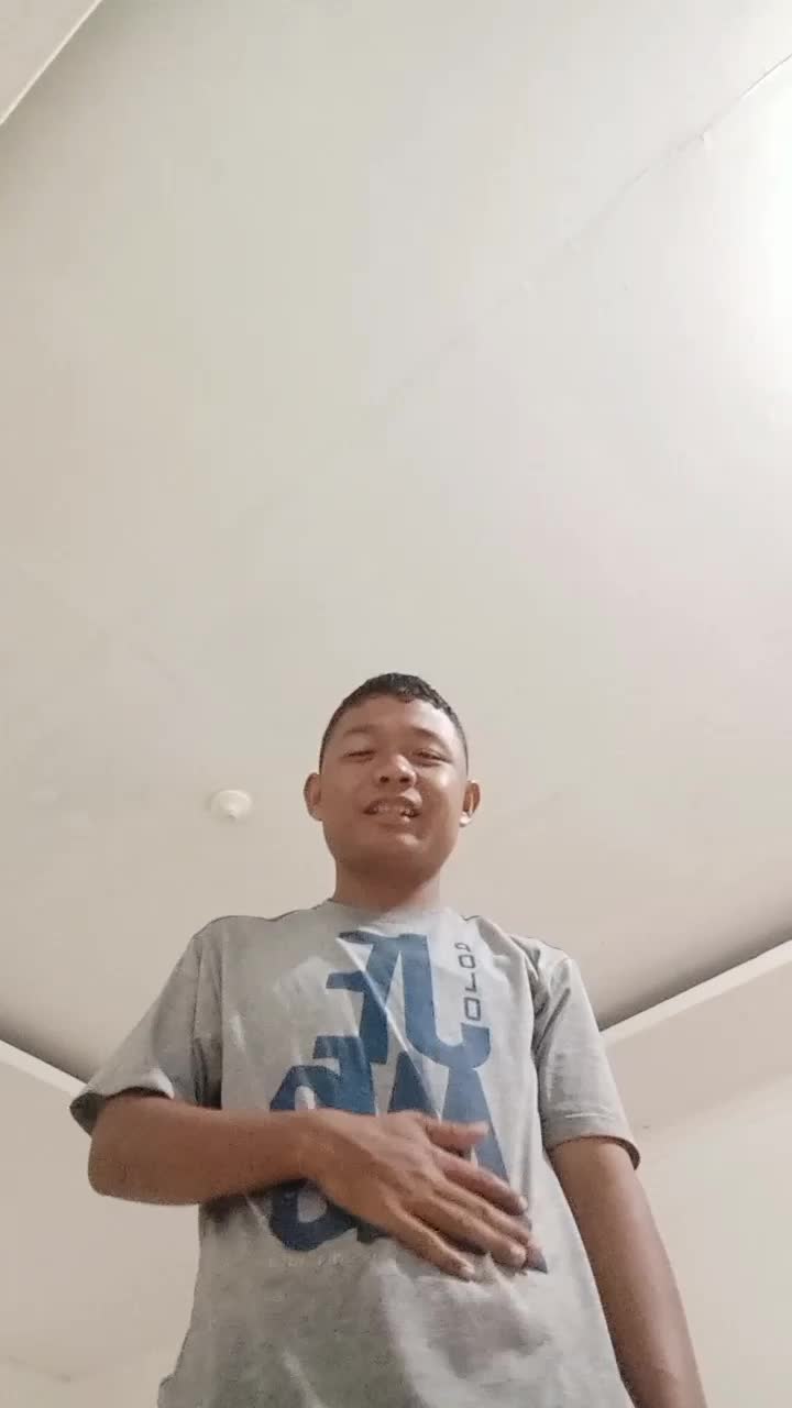 perkenalkan nama saya Bergala sakti saya berasal dari kabupaten 50 kota provinsi Sumatera Barat 