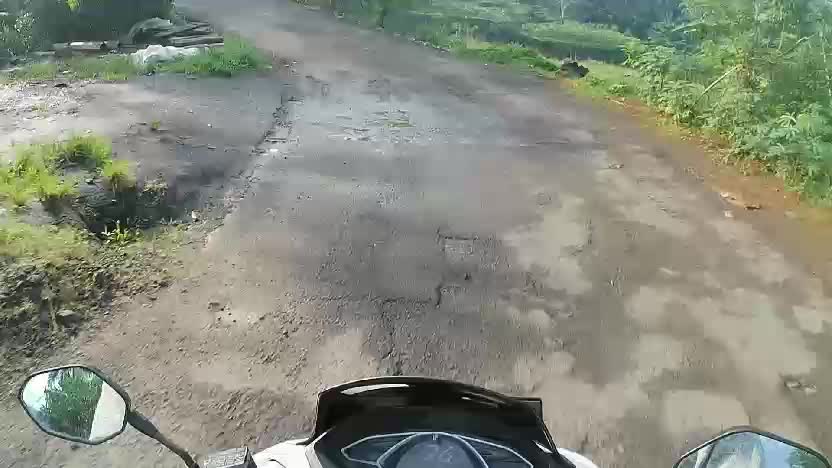 jalur menuju RANCABUAYA yang extreme