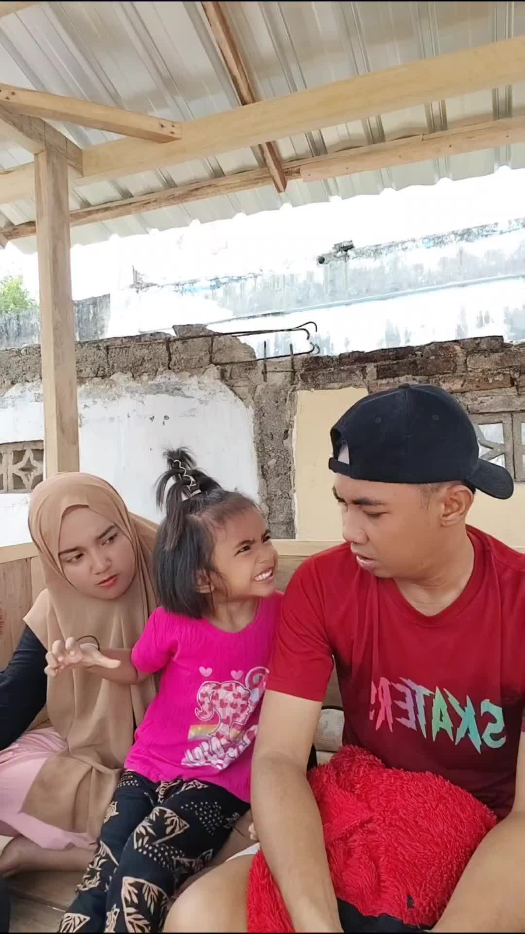 Kok nggak ada talinya🤭 #komedi 