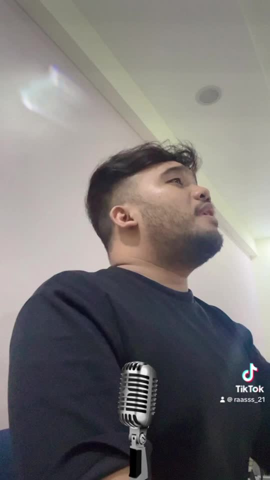 IDOL_XIII farras : 26 tahun : BATAM : seventeen : tanpa pesan terakhir 