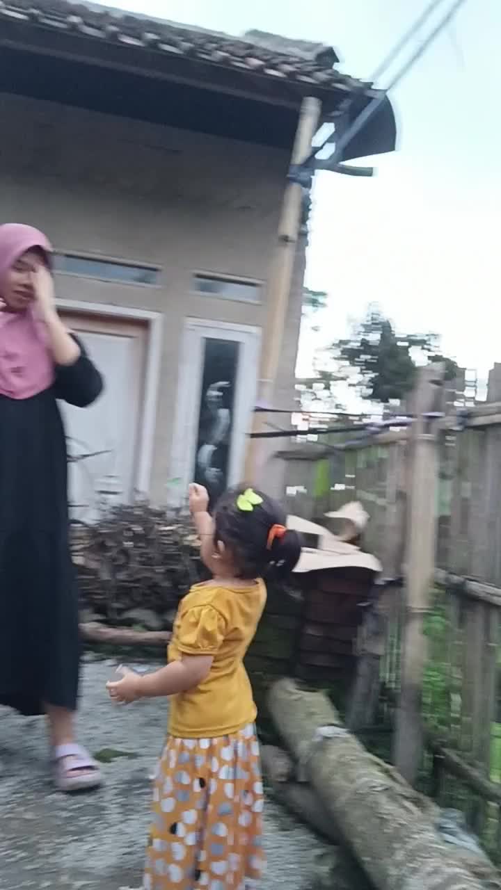 nongkrong bareng mamah tercinta
 #short  #trending 