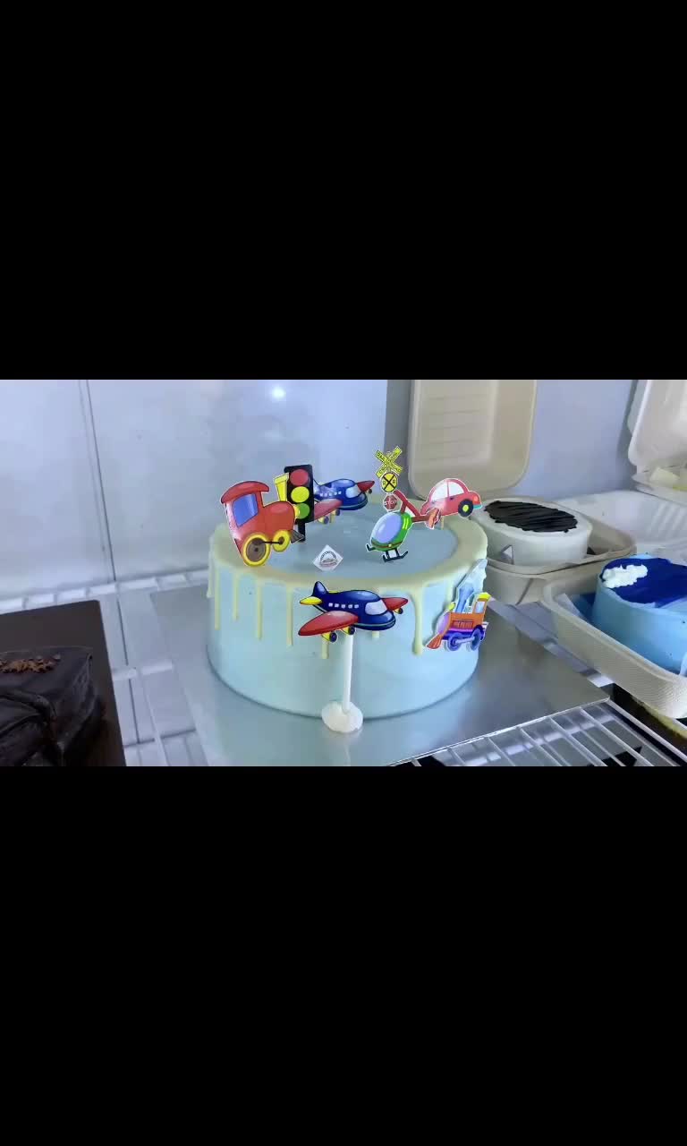 cakeandmore_byhidayn  hadir di kota serang jangan lupa mampir banyak pilihaan aneka cake nya  