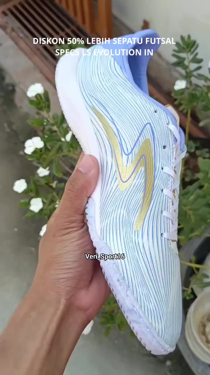 DISKON 50% LEBIH SEPATU FUTSAL
SPECS LS EVOLUTION IN
Rp.599.800 JADI Rp.290.000

VERI SPORT ORIGINAL GAK HARUS MAHAL.
ORDER KLIK 👇

WA : 085