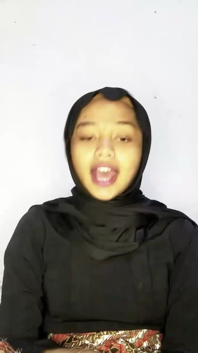 IDOL_XIII YUSTISIA RAMADHANI 18 BONDOWOSO,JAWA TIMUR AKAD-PAYUNG TEDUH