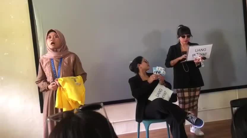 sandiwara yg menceritakan tentang pejabat yang korupsi 