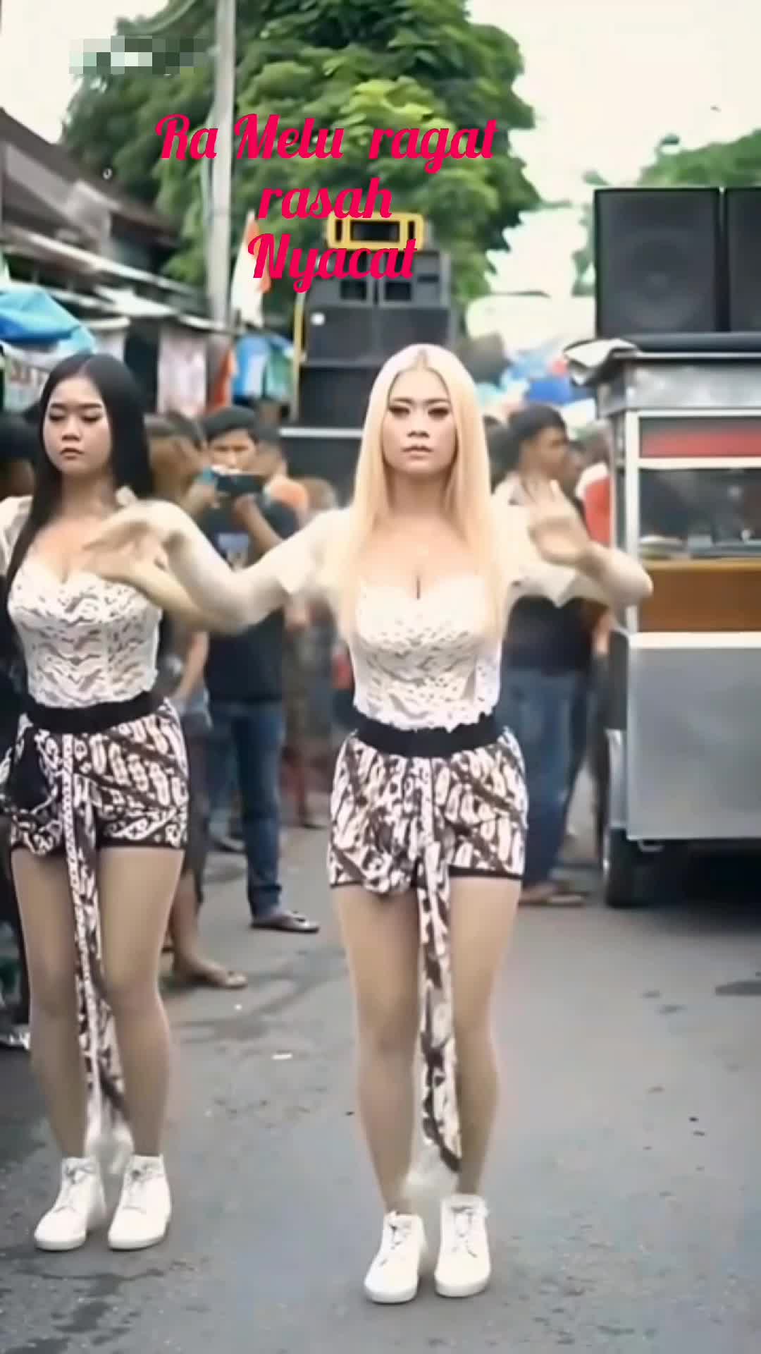 kearifan  lokal

#RCTIPlus 