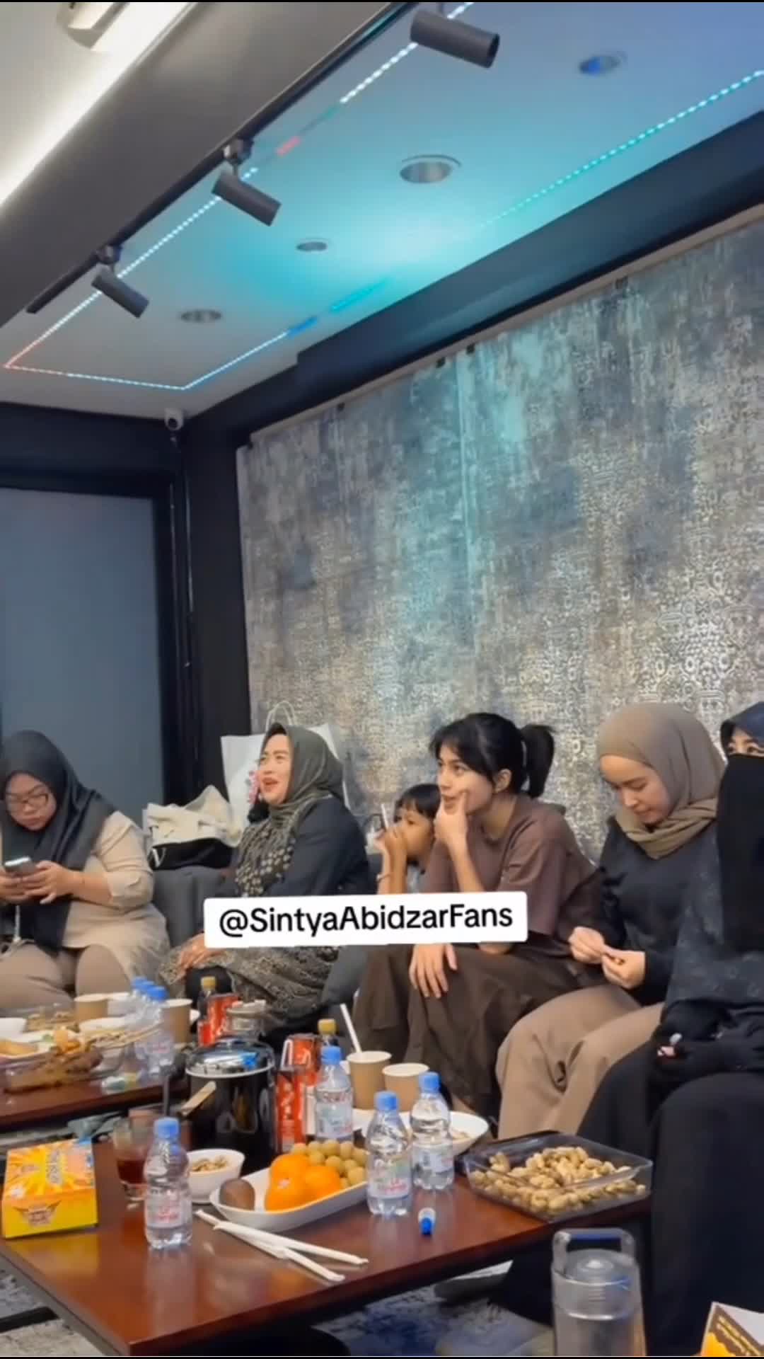Abidzar dan Sintya kembali bertemu dua keluarga