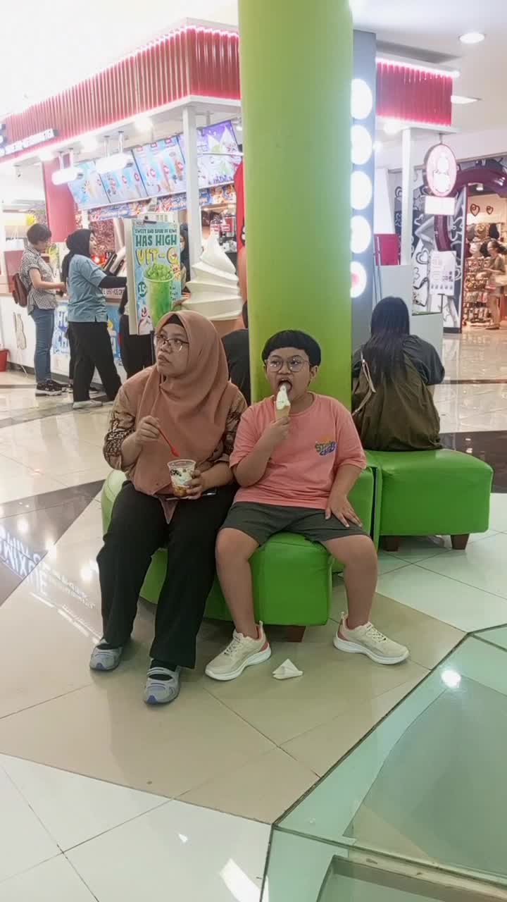 nikmati salju dingin di tengah cuaca hot