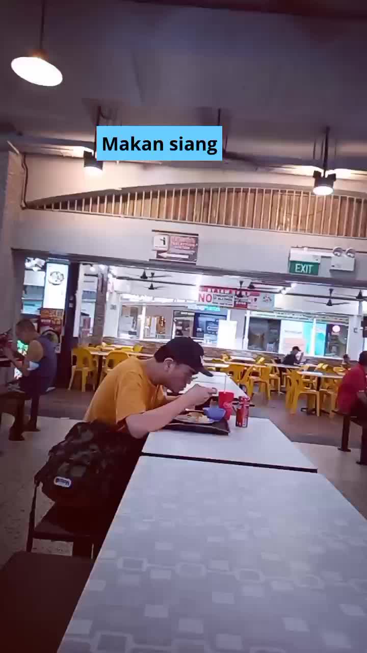 selamat makan siang kota singapura
#makansiang #singapura 