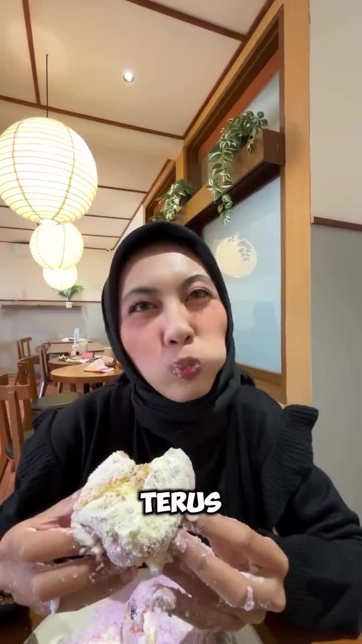 Donat Lokal Terenak.
Donat Bahagia (DOBAH)
#Fyp #Donat #DonatBahagia #Donatenak #Donatlumer #masakanenak #reviewmasakan #kulinerviralbogor #