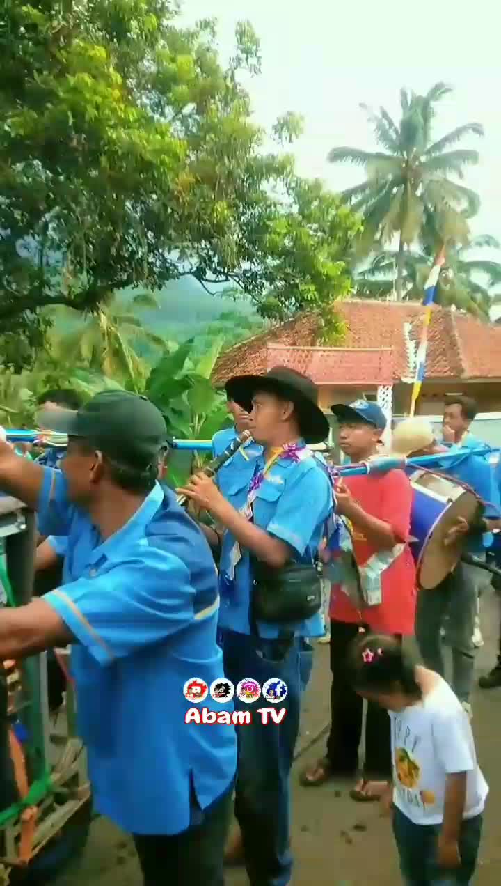 BINTANG GROUP..saat Tampil di Cikawung Tanjung siang Subang