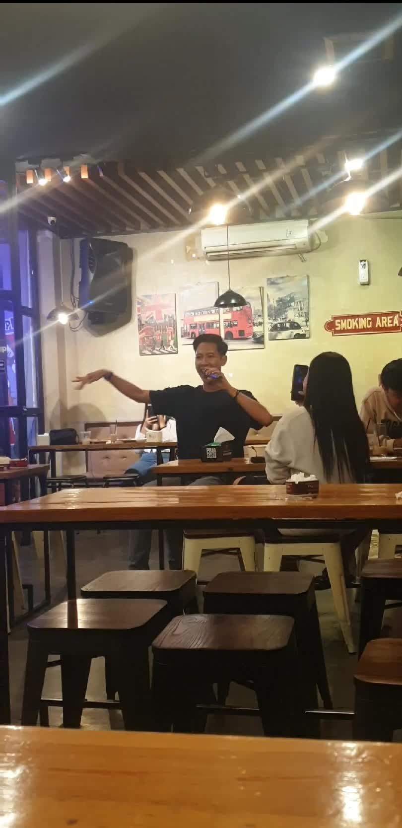 Keceriaan live music