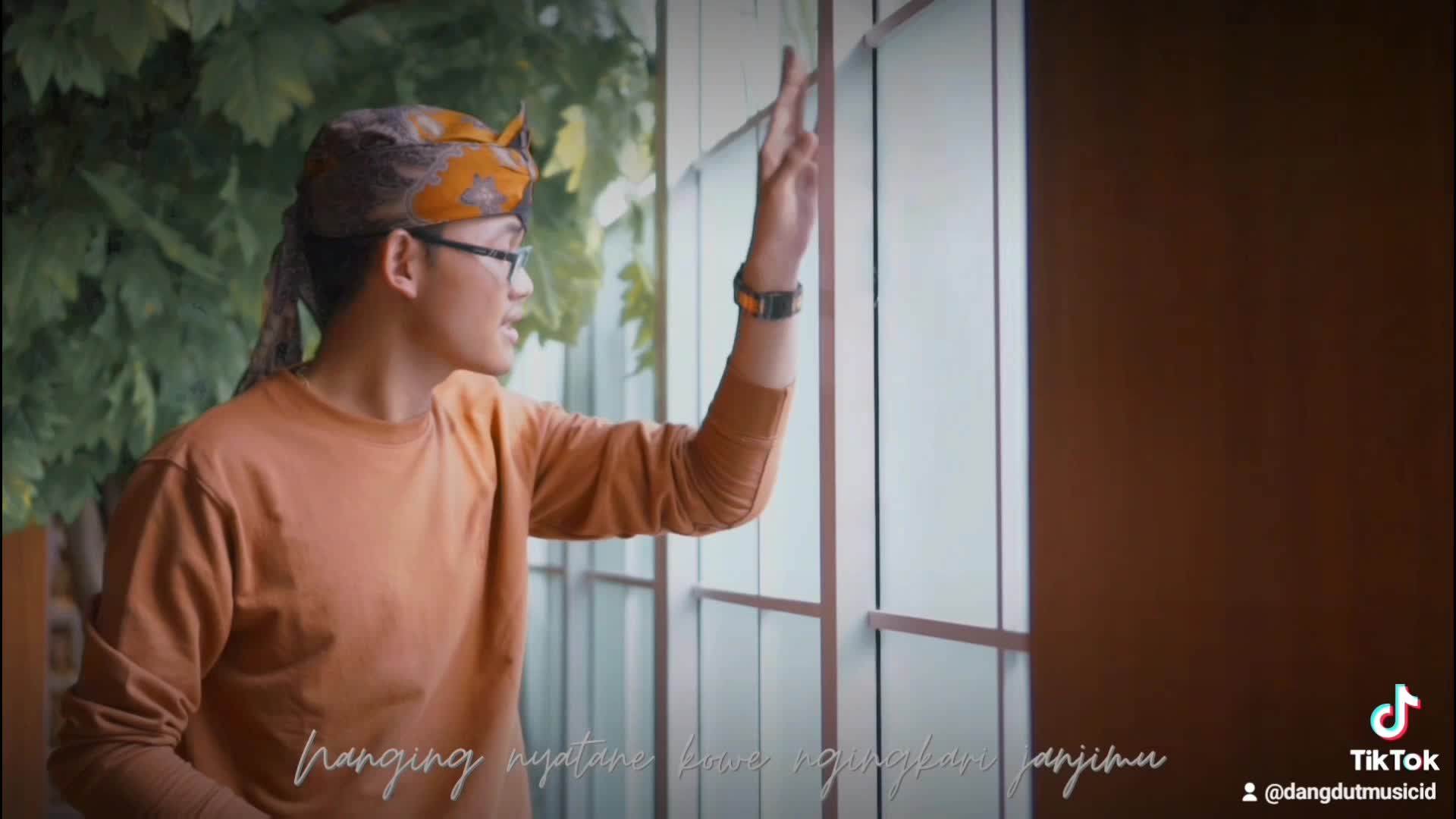 Nama: Ilham Putra Sanjaya 