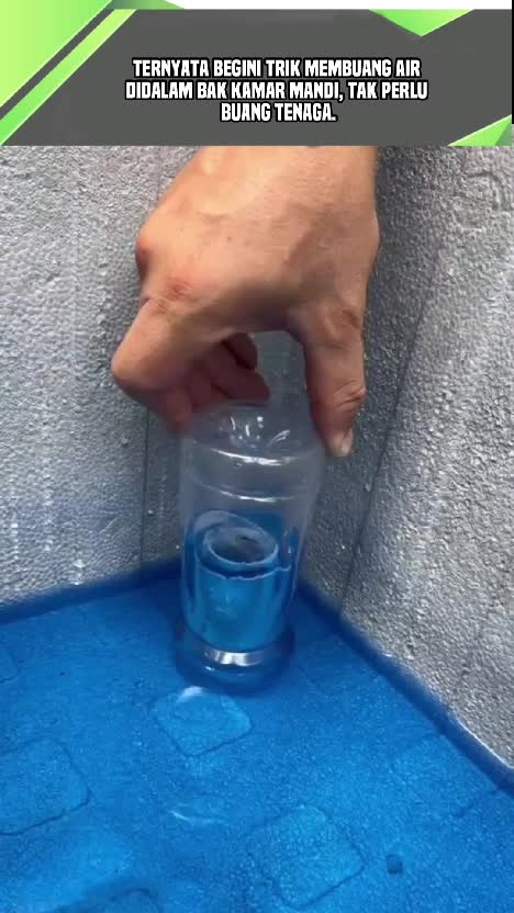 Ternyata begini Trik Membuang Air didalam bak kamar mandi, Tak perlu buang tenaga. #videoviral  #videoedukasi  #sebuah trik 