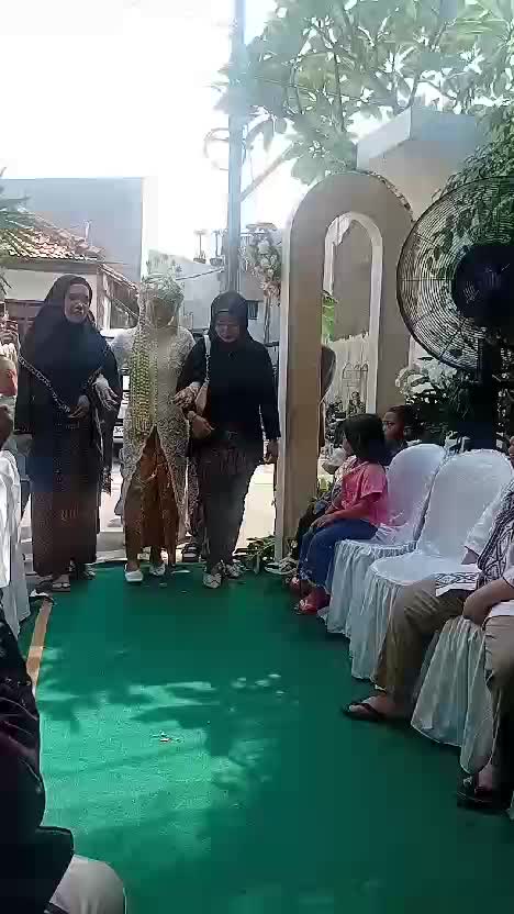  #Pernikahan sepupuku anggu