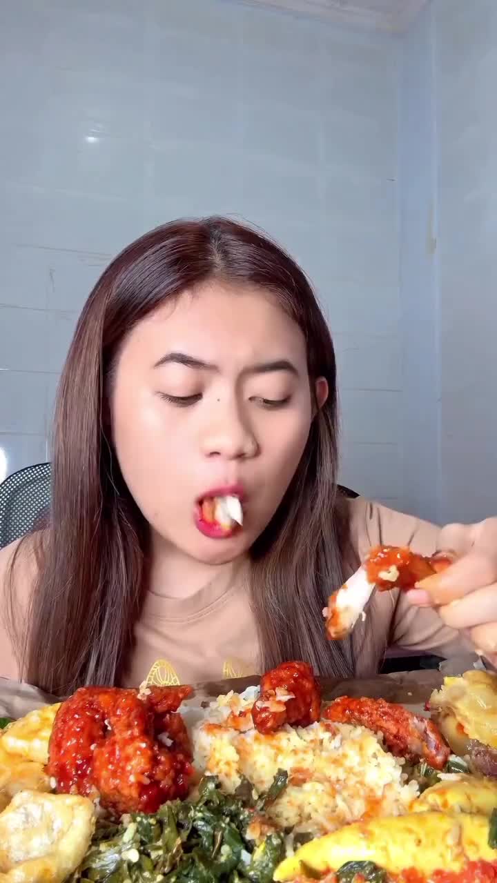 Mukbang Makan Besar
#Food #Videomasakan #videomakanan #Like #Follow #videolucu #Mukbang #Mukbangmakanbesar #Viral #videoviral #Fyp #lucu #ng