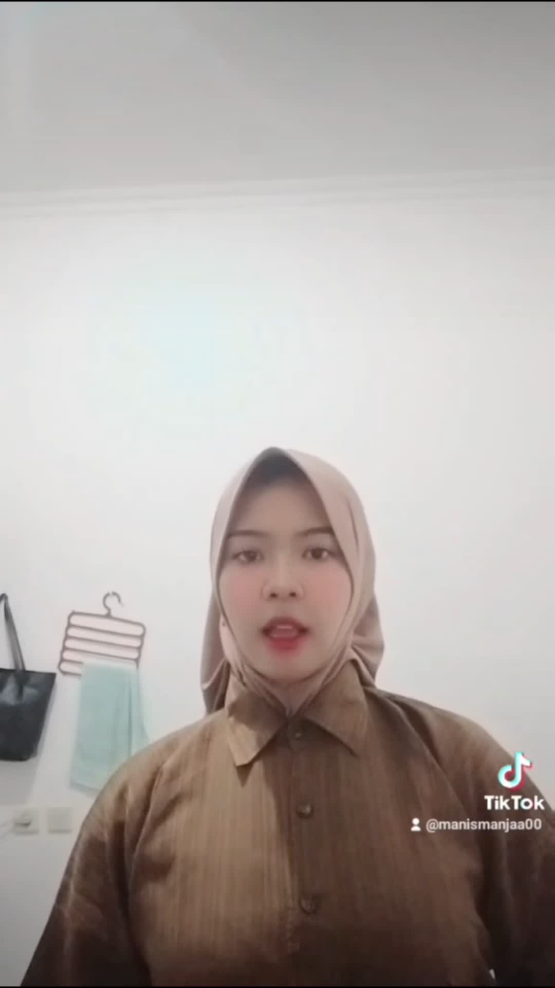 KDI 2025 Arlis Pratiwi Lamongan 24 Tahun Judul Lagu "Antara Teman dan Kasih"  #onlineAuditionKDI2025