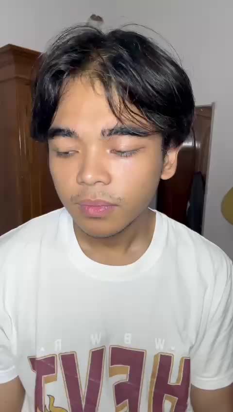 IDOL_XIII M Faqiih A Bastian 18 {Jember}
JUDUL LAGU
Scorpion - When The Smoke Is Going Down
Judika - Mama Papa Larang
